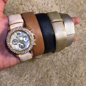 Watch with interchangeable bands